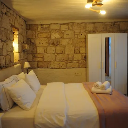 çona Butik Hotel 2*