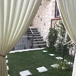 فندق Cona ألاتشاتي