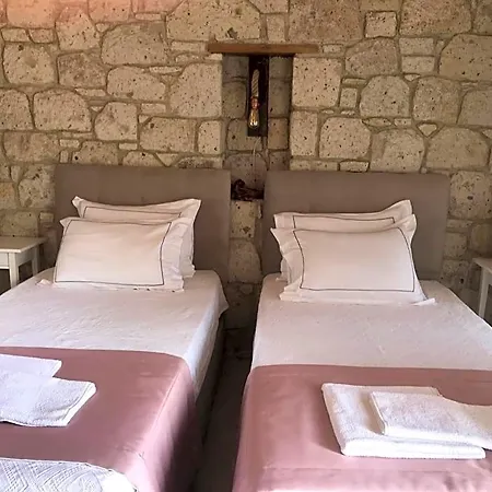 Cona 2* Alacati