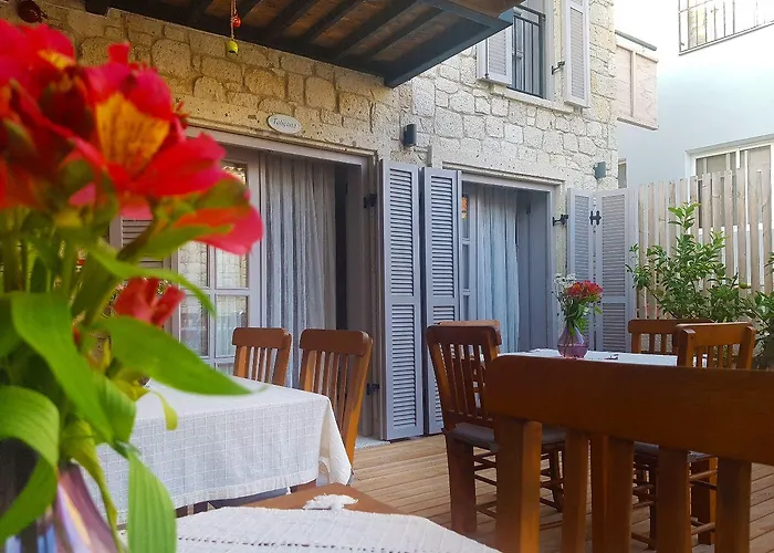 çona Otel Alaçatı